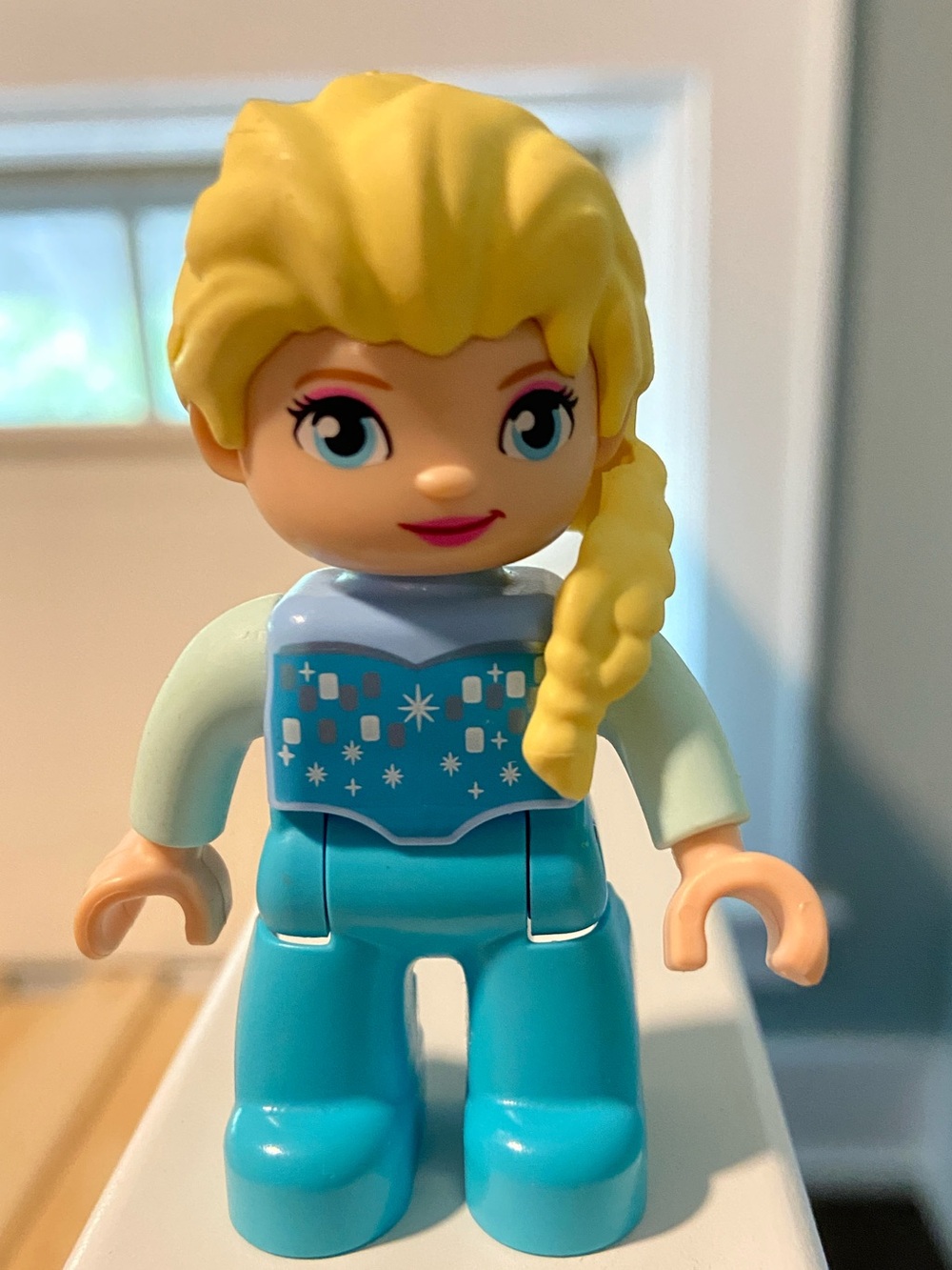 (5/$20) duplo character - Elsa from Frozen